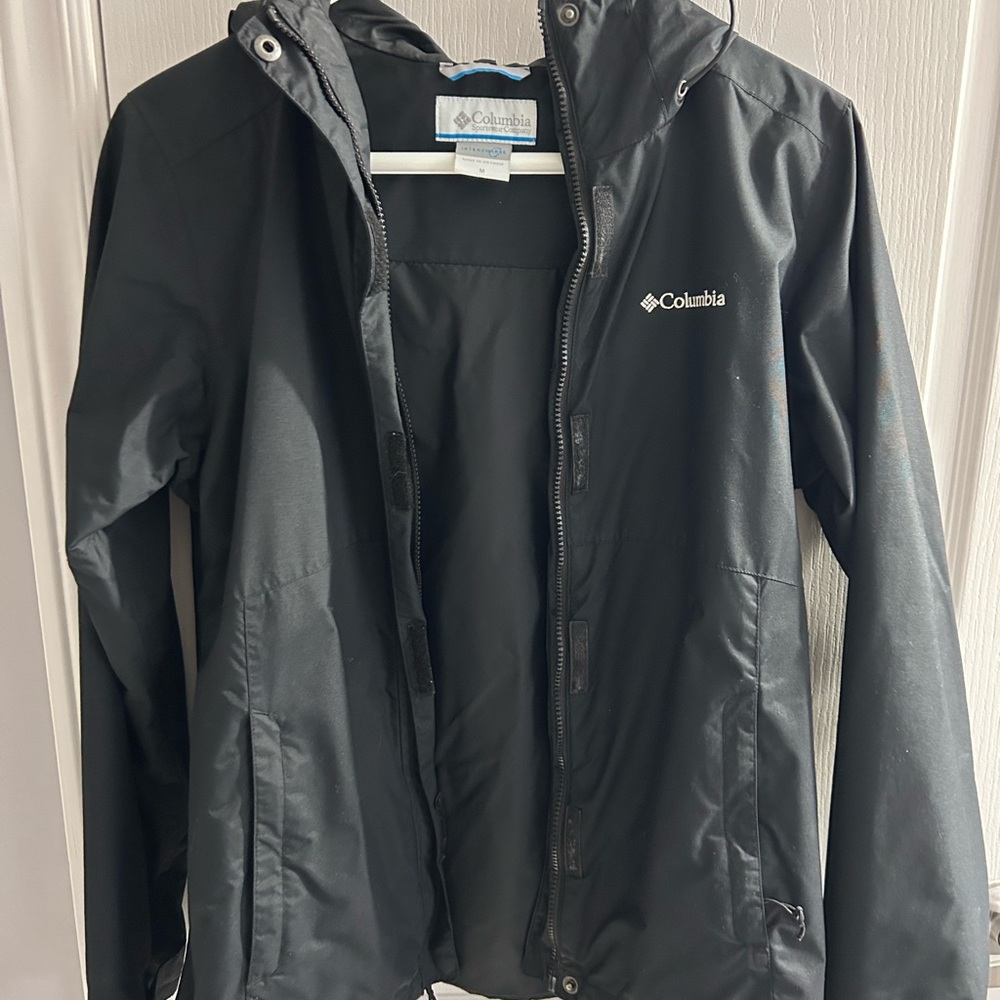 Columbia Women’s Black Rain Jacket Size medium